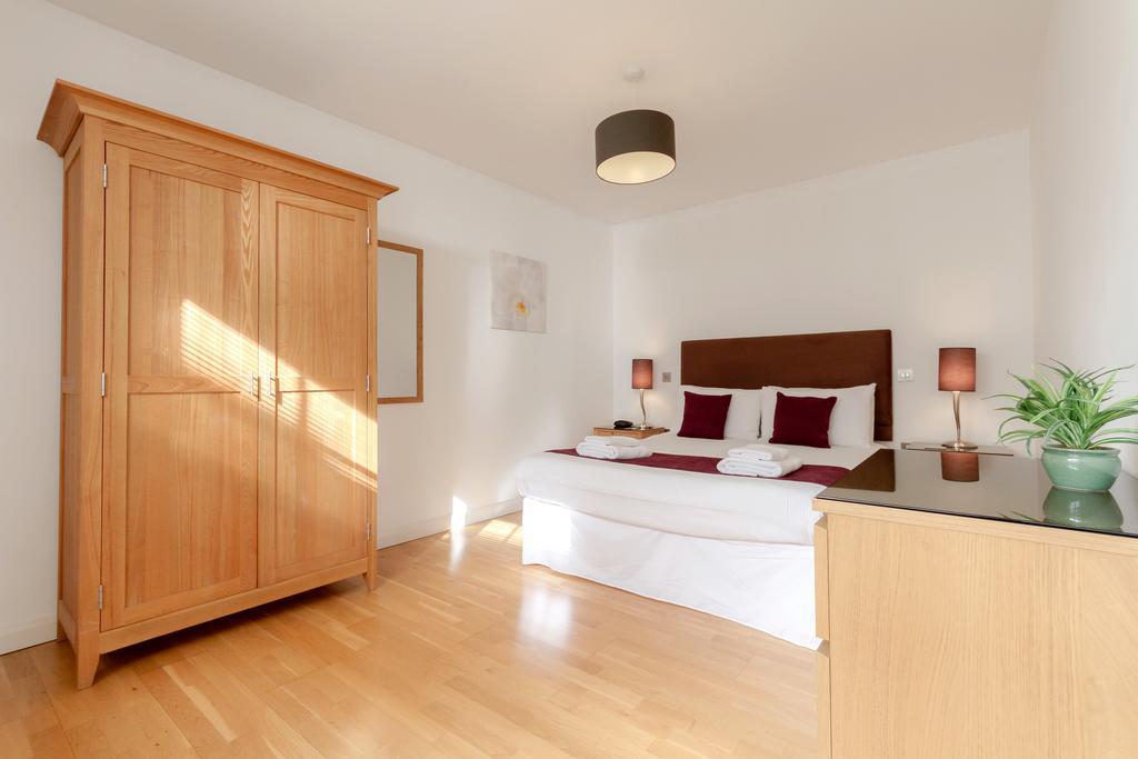 Roomspace Serviced Apartments - Groveland Court Лондон Номер фото